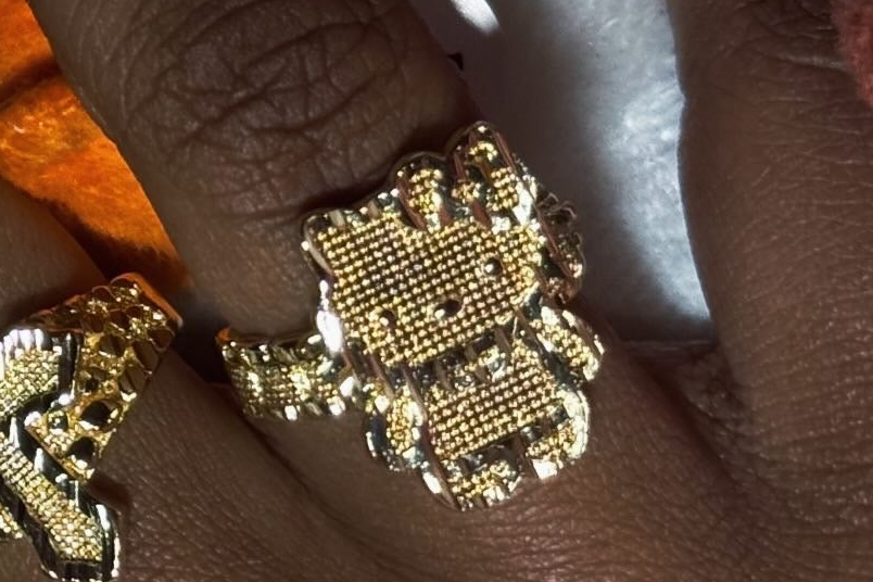 HK Ring